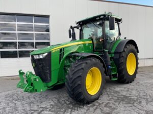 JOHN DEERE 8370R E23